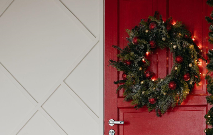 How to Create a Festive Wreath with Ribbons and Ornaments