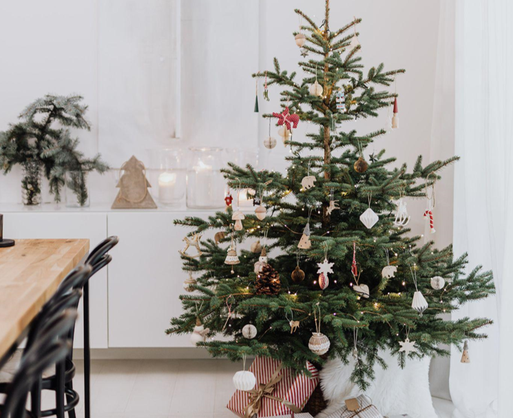 The Best Deals on Table Top Christmas Trees