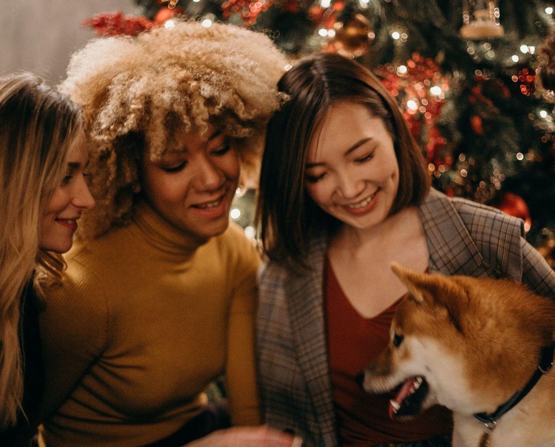 The Charm of a Christmas Wreath and the Spirit of Giving